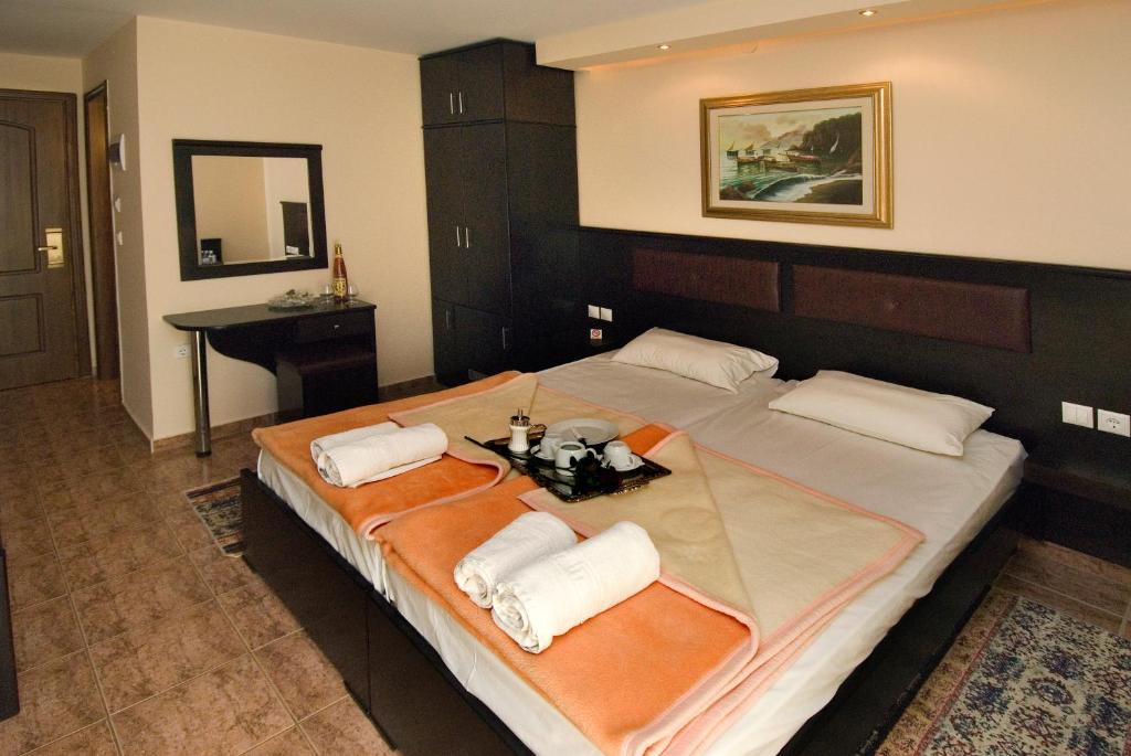 Hotel Dias Olympiakí Aktí المظهر الخارجي الصورة